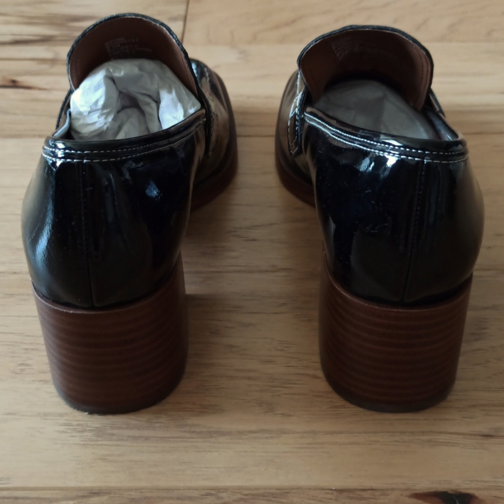Brand New Steve Madden Black Patent Leather Loafers With Heel - Picture 5 of 9